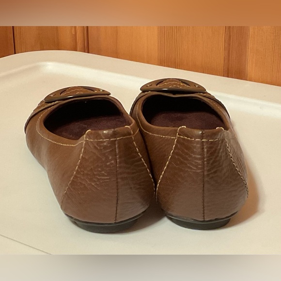 NWOT Dr. Scholl’s Faux Brown Suede Flats, size: 6 1/2 - Picture 4 of 6